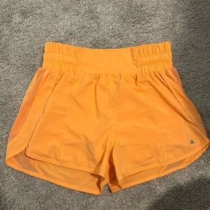 Balance Athletica / vitality original breeze shorts